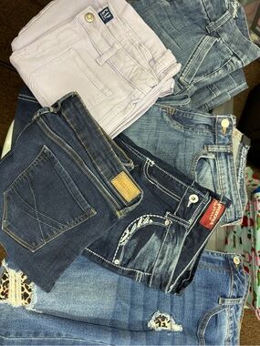JEANS CLEAR out!!! Mostjeansbottoms- 3/$15